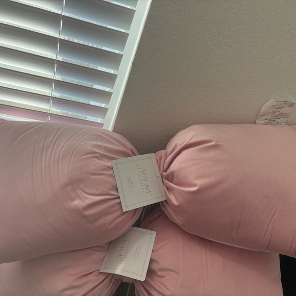 Pink Bow Accent Pillow - Picture 3 of 3